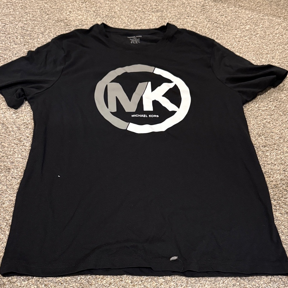 Michael Kors tshirt size large